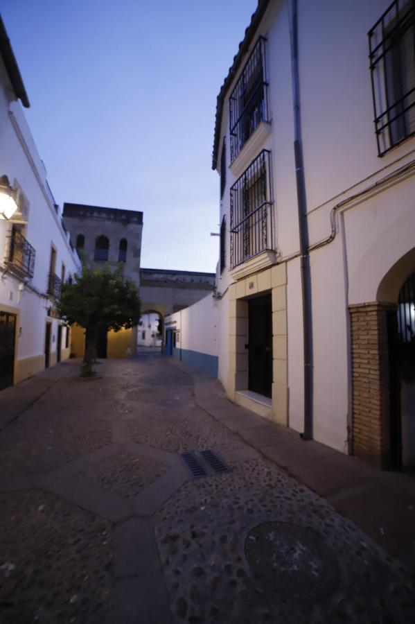 Apartamento En San Basilio Junto A Torre De Belen Cordoba Luaran gambar
